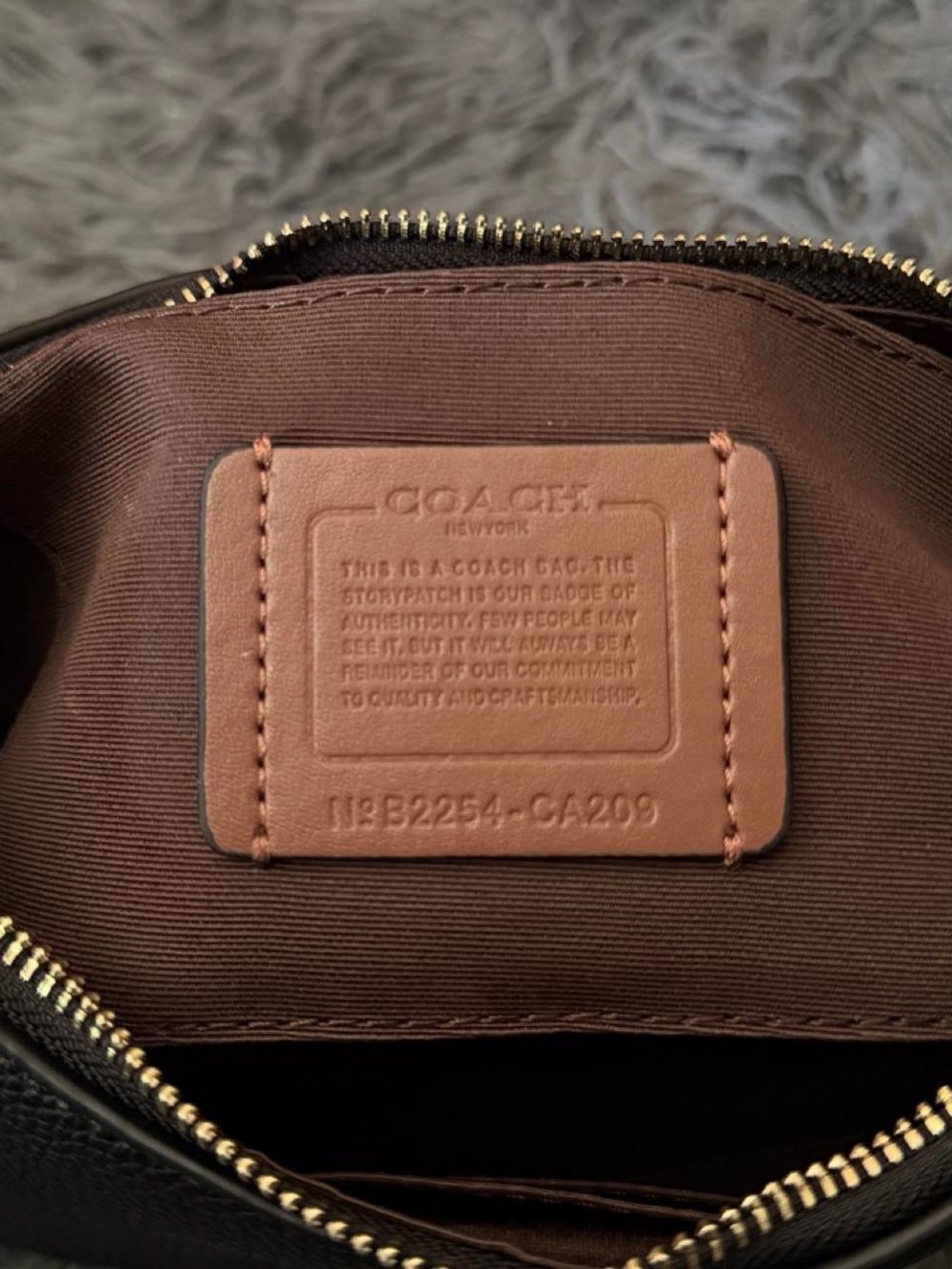 Black Coach Teri Bag - Picture 7 of 7